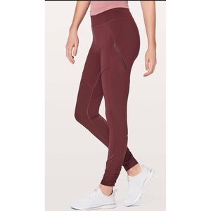 Lululemon Rain-On Train-On Tight size 4